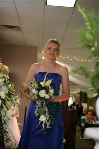 bridalshowphotos/yellowrose.jpg