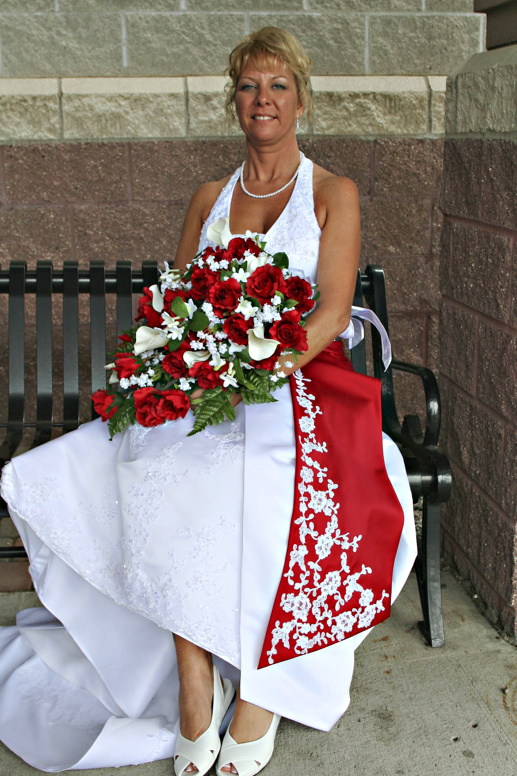 silkcascadered/silkcascade92708.jpg
